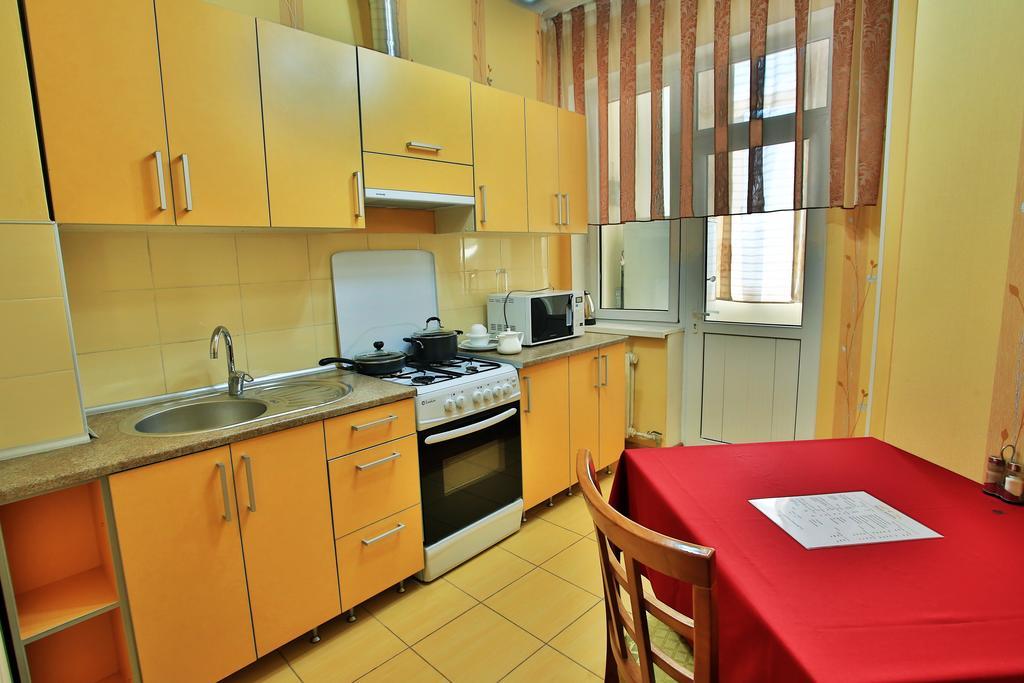 Golden Dragon Aparthotel Biszkek Zewnętrze zdjęcie