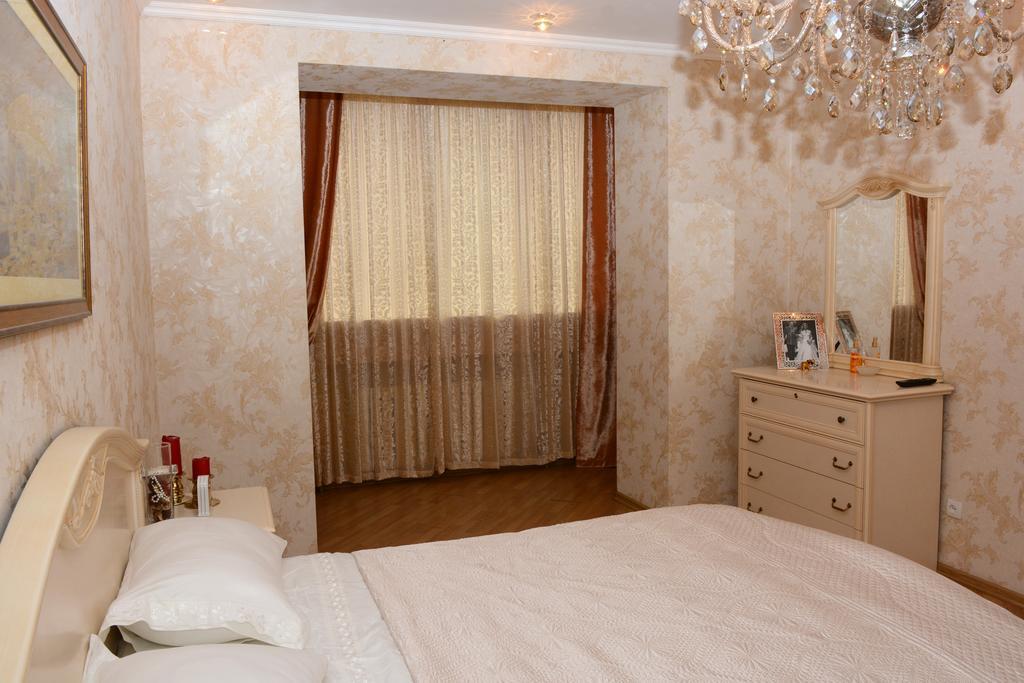 Golden Dragon Aparthotel Biszkek Zewnętrze zdjęcie