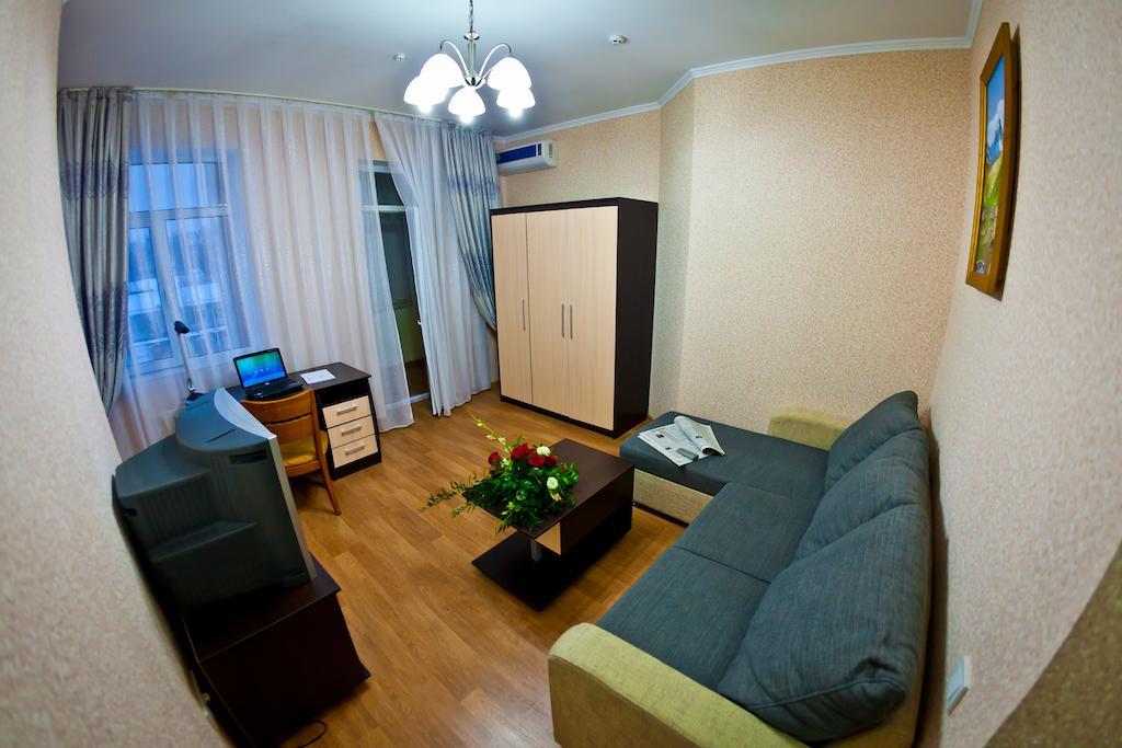 Golden Dragon Aparthotel Biszkek Pokój zdjęcie
